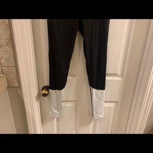 Victoria Secrets Sport Small Leggings